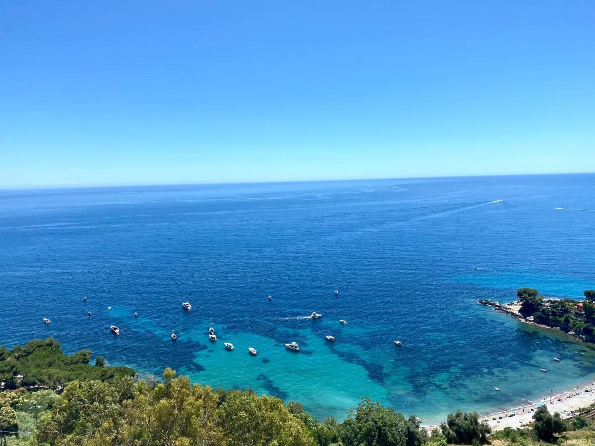 Kiss Of Sea - Balzi Rossi & Baia Beniamin Apartment Ventimiglia Exterior photo