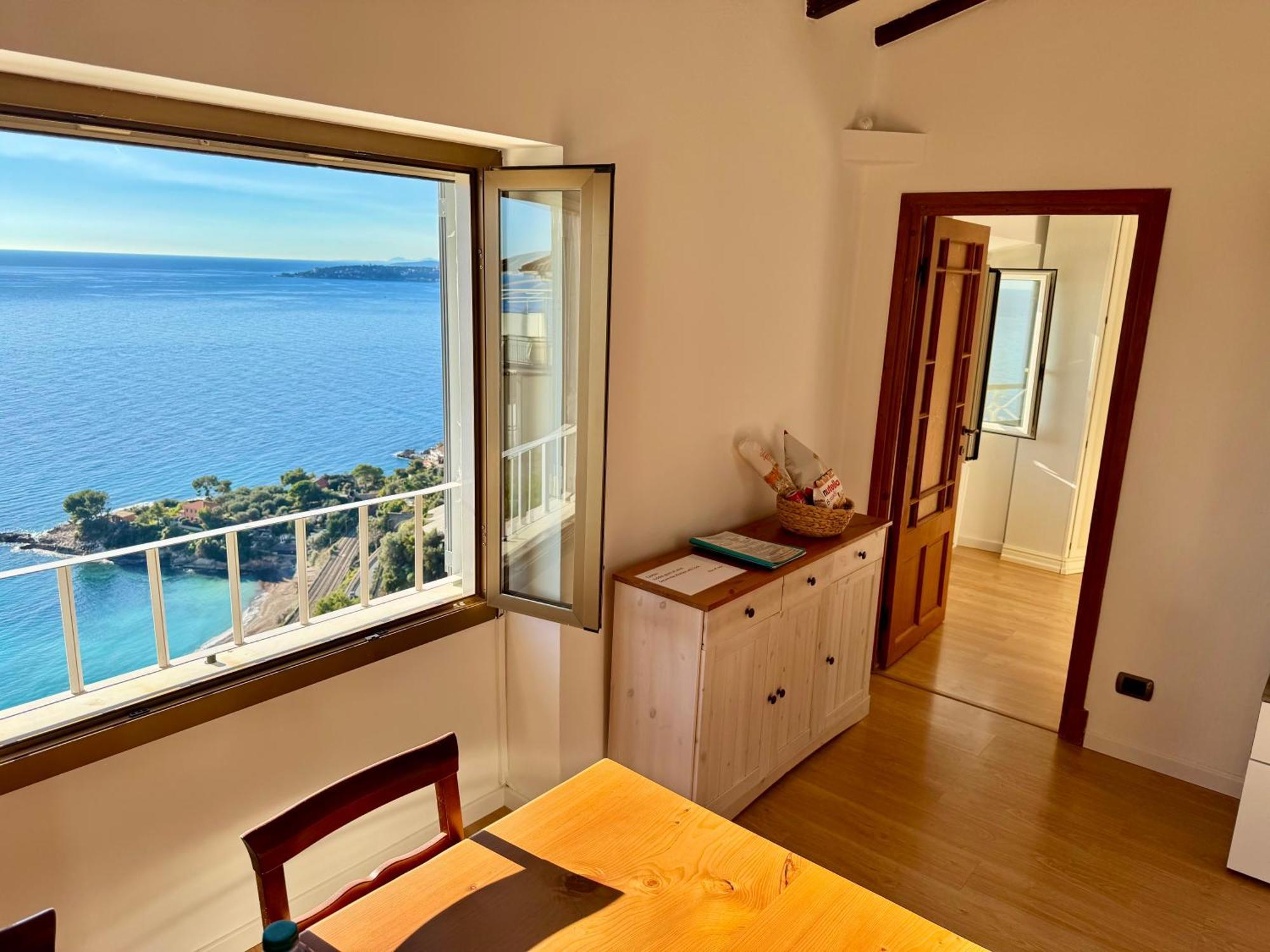 Kiss Of Sea - Balzi Rossi & Baia Beniamin Apartment Ventimiglia Exterior photo
